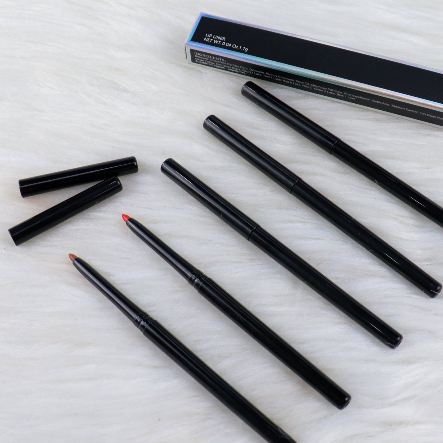 P103 Lip Liner