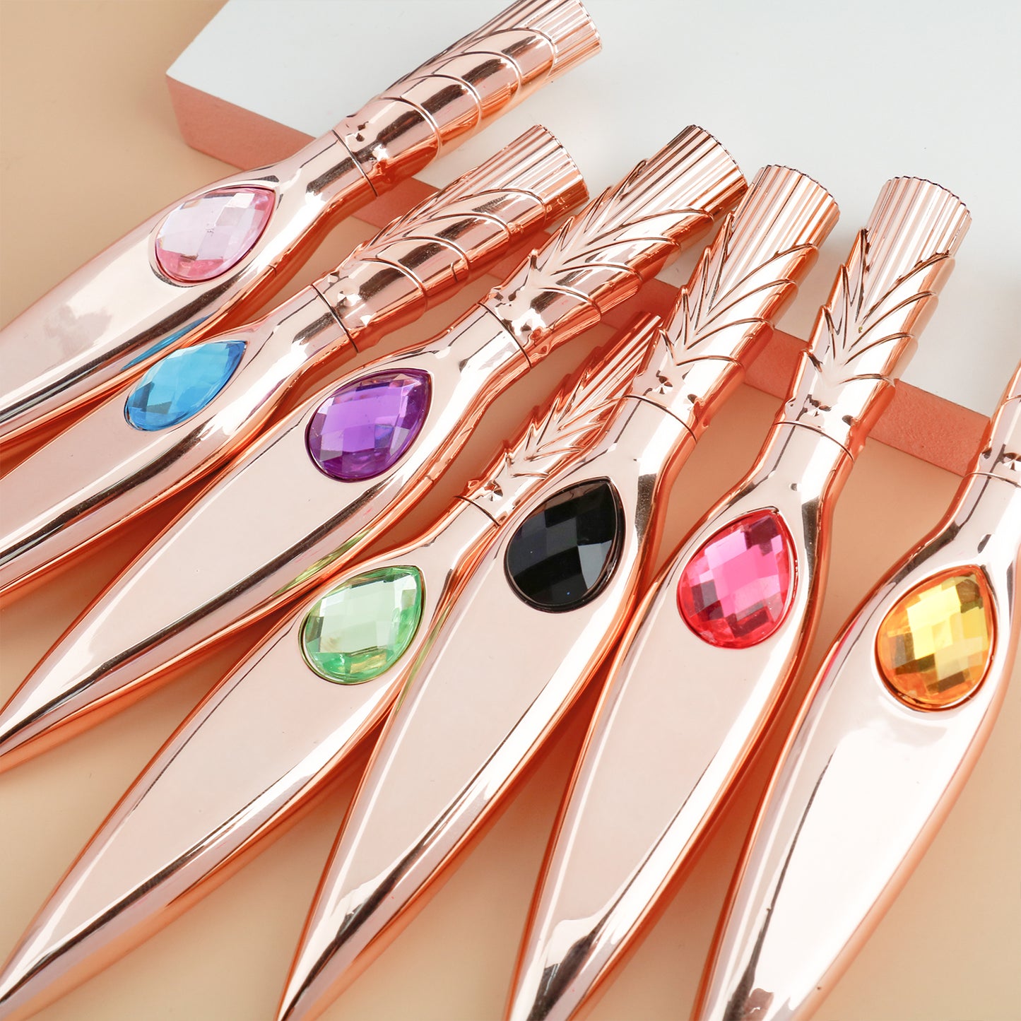 P207 Eyeliner