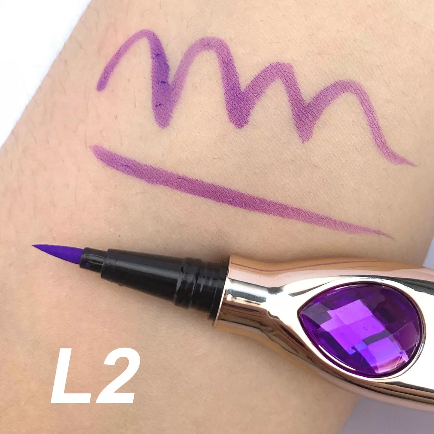 P207 Eyeliner
