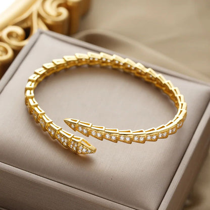 Bracelet manchette en cristal serpentine