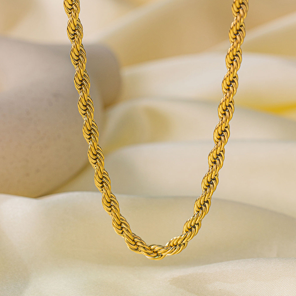 Collier  en titane et acier tendance