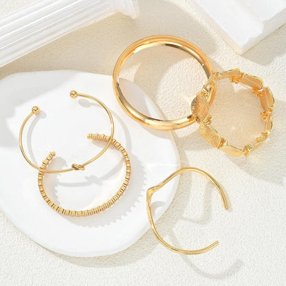 Ensemble de bracelets ouverts superposés pour femmes